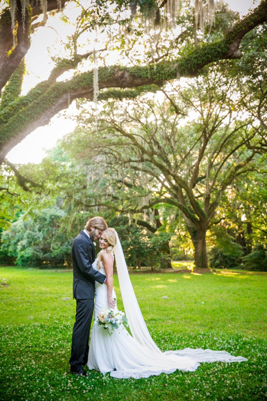 Lindsay + Ty // Southern Glam Legare Waring House Wedding | Dana ...