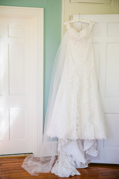 Lara + Ed // Navy, Pink + Coral Legare Waring House Wedding | Dana ...
