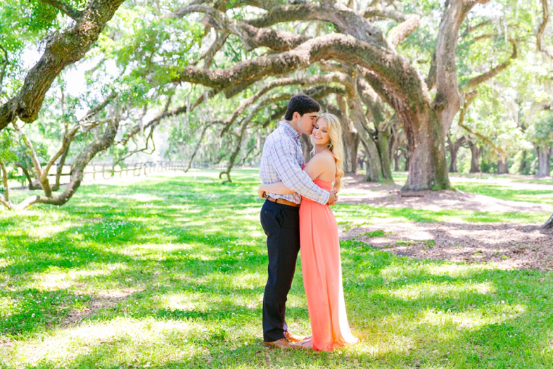 Colorful-Boone-Hall-Charleston-Engagement-Session_0001
