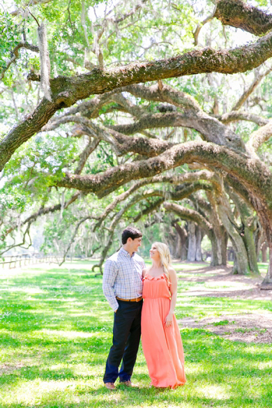 Colorful-Boone-Hall-Charleston-Engagement-Session_0002