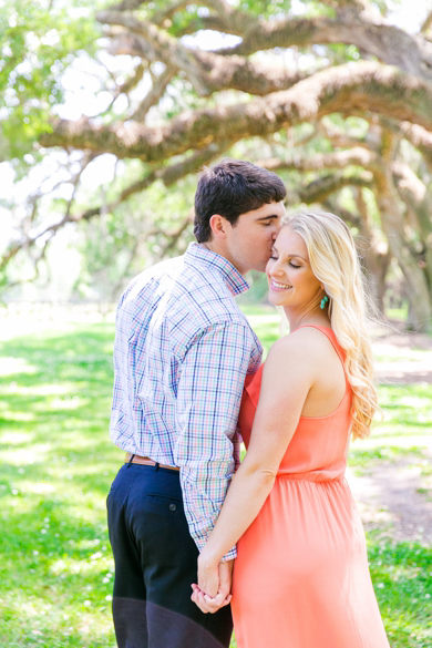 Colorful-Boone-Hall-Charleston-Engagement-Session_0010
