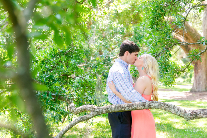 Colorful-Boone-Hall-Charleston-Engagement-Session_0017
