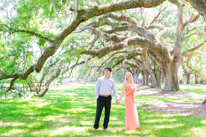 Colorful-Boone-Hall-Charleston-Engagement-Session_0018