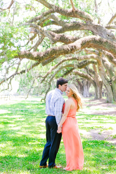 Colorful-Boone-Hall-Charleston-Engagement-Session_0020