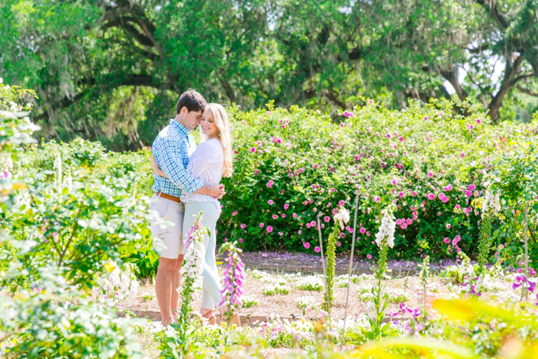 Colorful-Boone-Hall-Charleston-Engagement-Session_0037