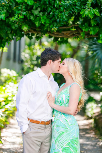 Colorful-Boone-Hall-Charleston-Engagement-Session_0080