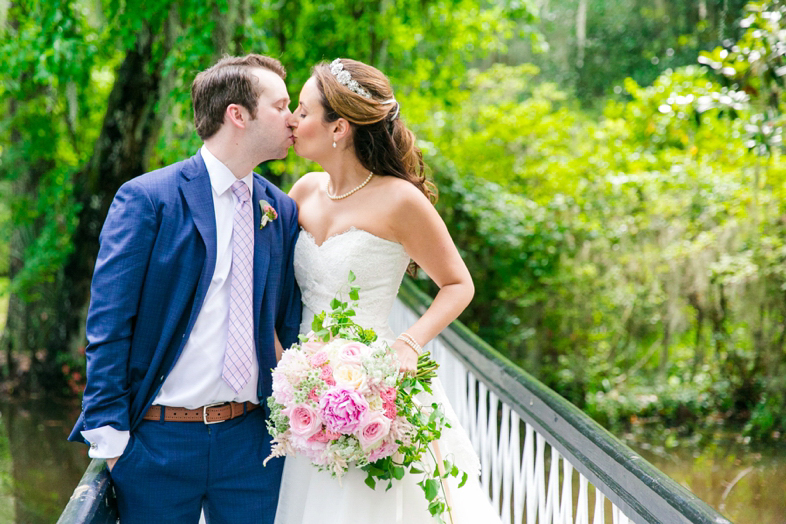 Pastel-Magnolia-Plantation-Veranda-Wedding_0042