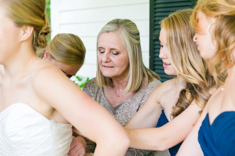 Yellow-Navy-Oak-Pointe-Plantation-Wedding_0020