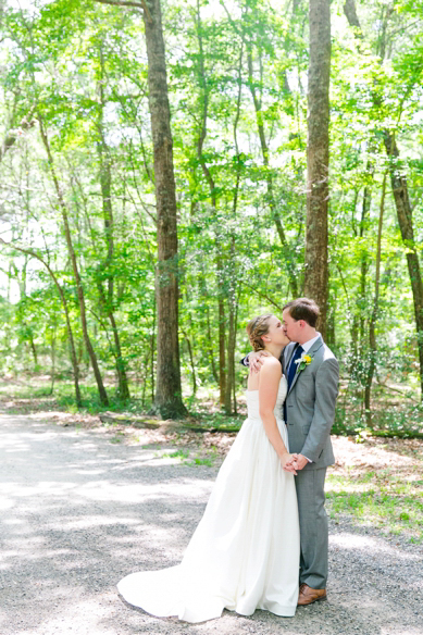 Yellow-Navy-Oak-Pointe-Plantation-Wedding_0033