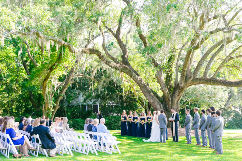 Yellow-Navy-Oak-Pointe-Plantation-Wedding_0108