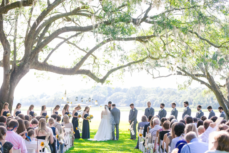 Yellow-Navy-Oak-Pointe-Plantation-Wedding_0115