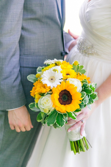 Yellow-Navy-Oak-Pointe-Plantation-Wedding_0125