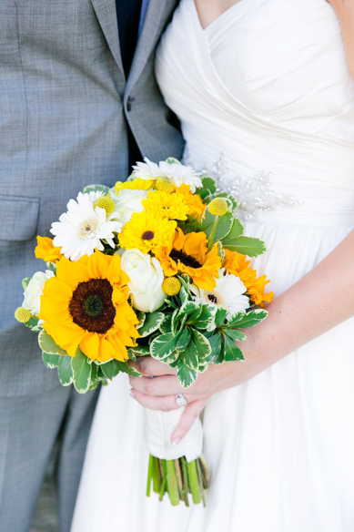 Yellow-Navy-Oak-Pointe-Plantation-Wedding_0131