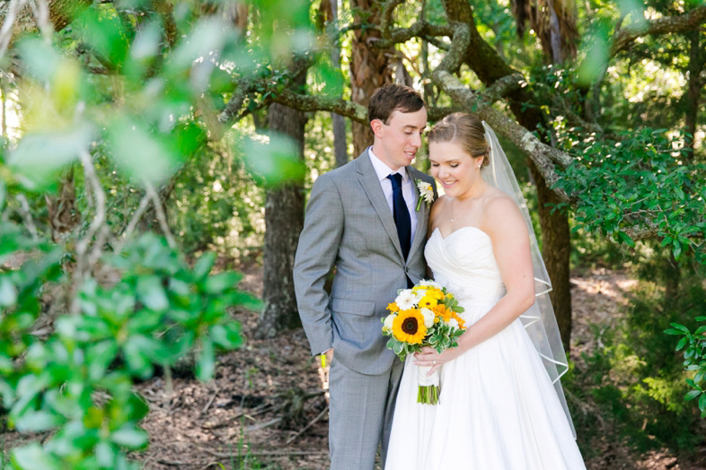 Yellow-Navy-Oak-Pointe-Plantation-Wedding_0133