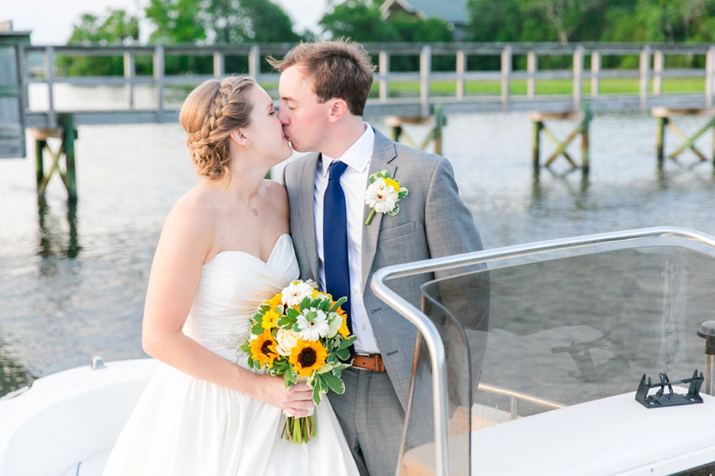 Yellow-Navy-Oak-Pointe-Plantation-Wedding_0177