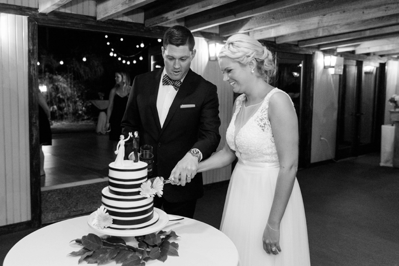 Rustic-Navy-Pink-Carriage-House-Wedding_0109
