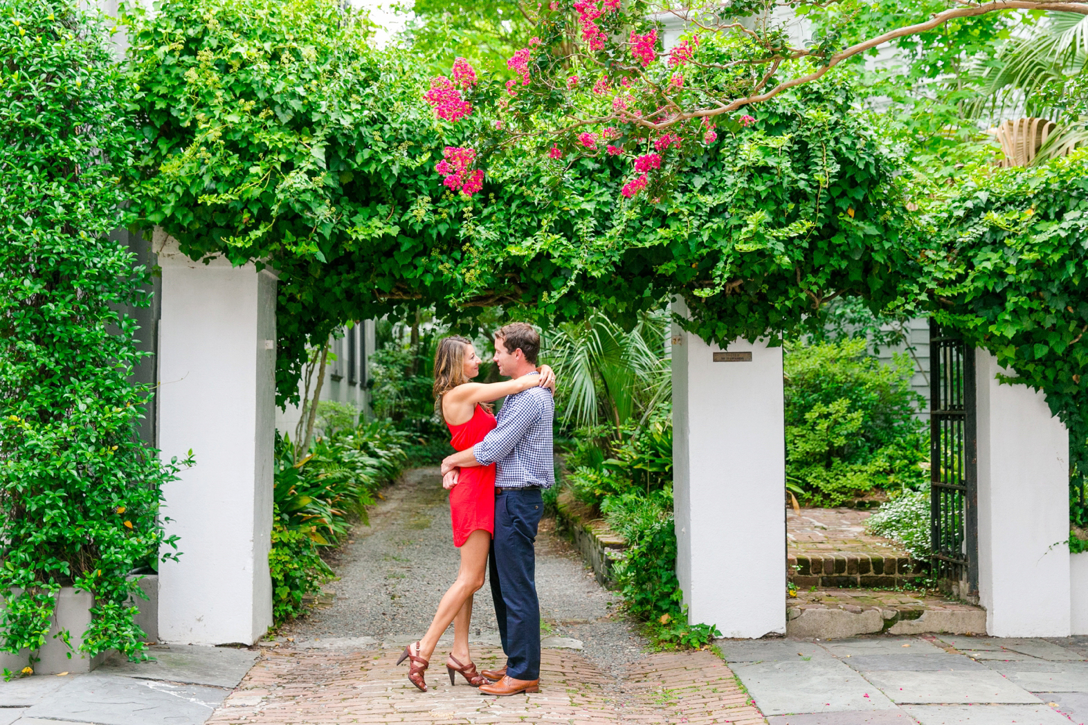 Red-Blue-Downtown-Charleston-Engagement-Session_0005