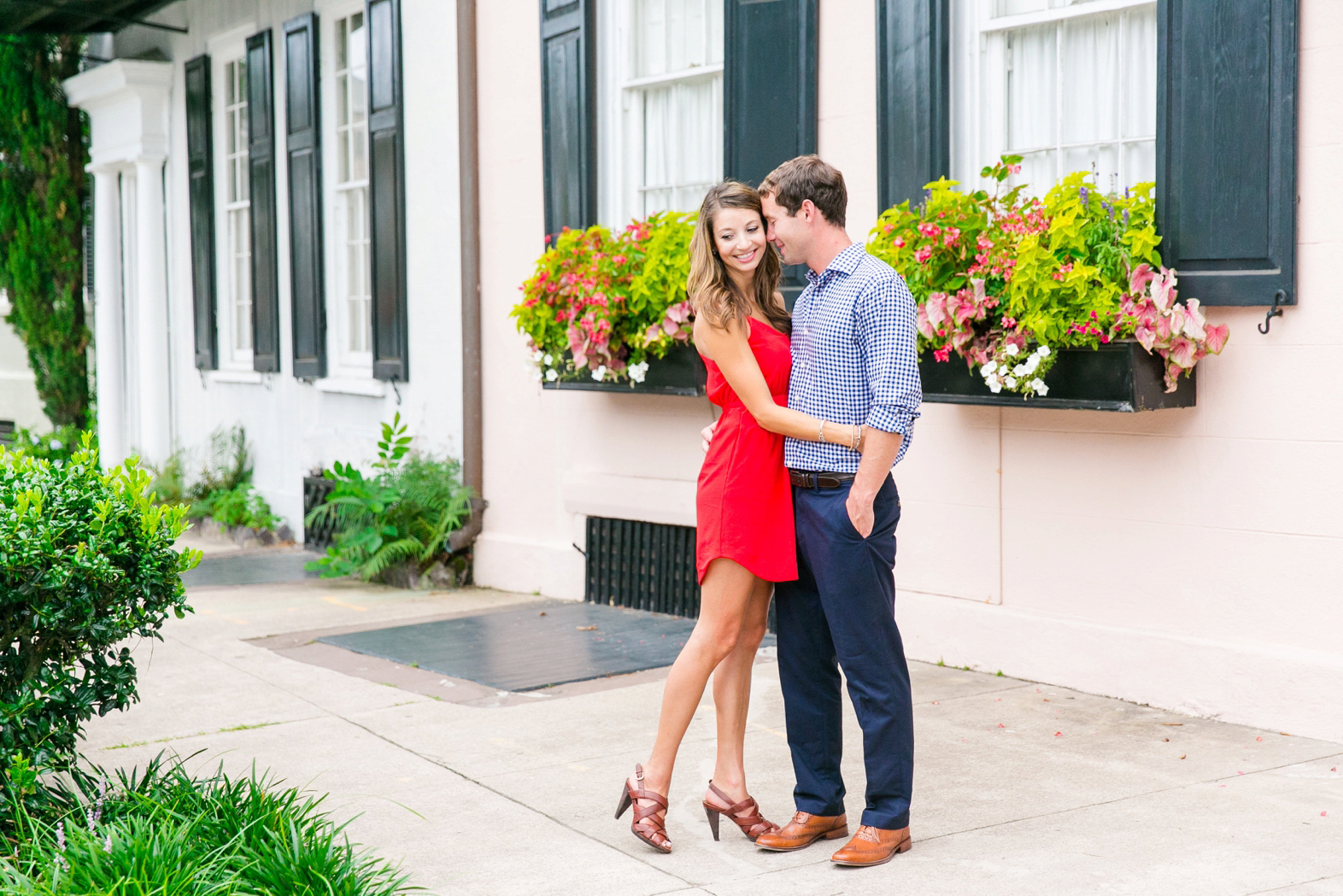 Red-Blue-Downtown-Charleston-Engagement-Session_0021