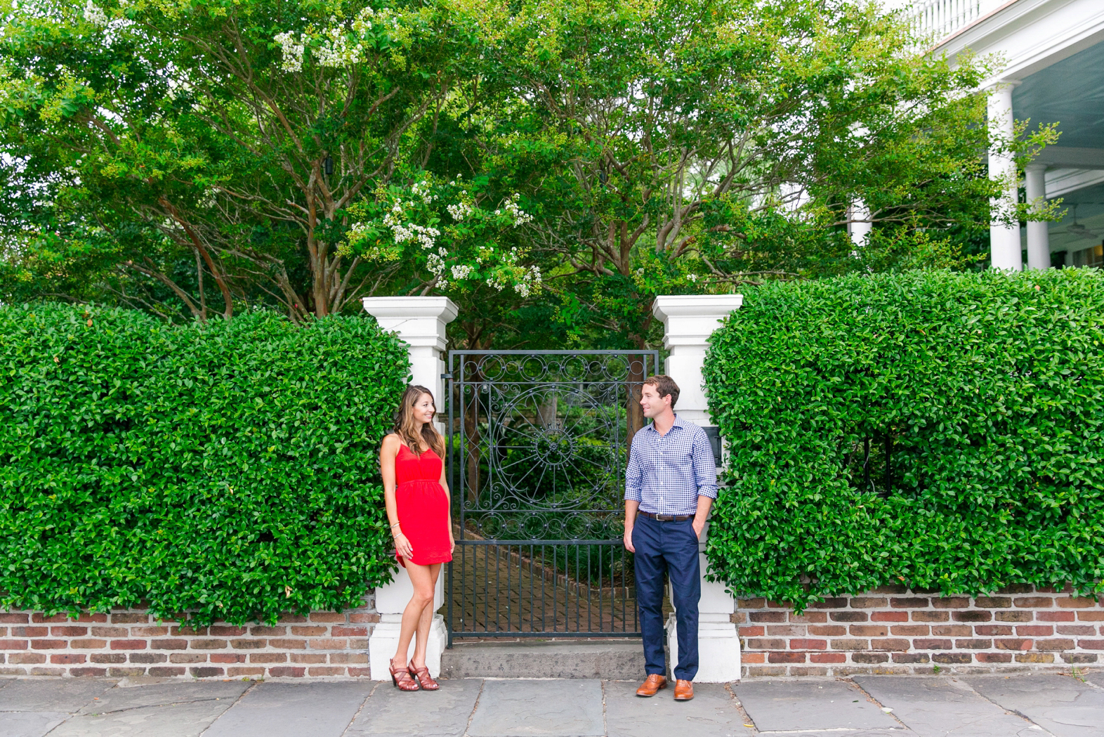 Red-Blue-Downtown-Charleston-Engagement-Session_0029