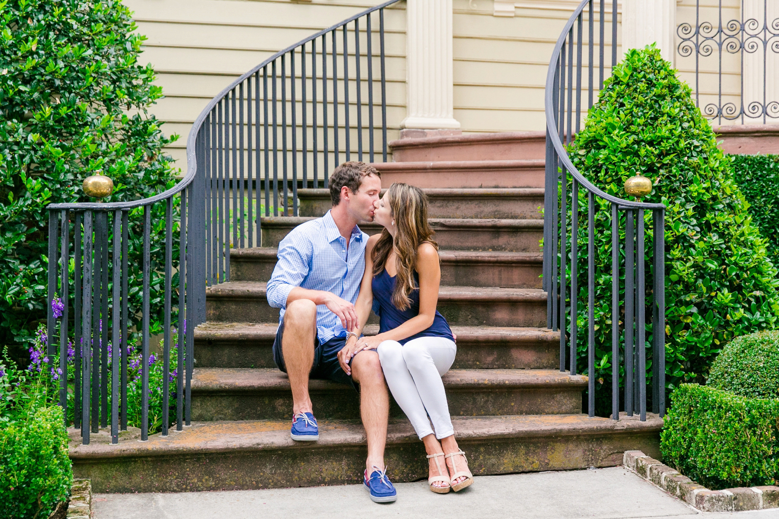Red-Blue-Downtown-Charleston-Engagement-Session_0061