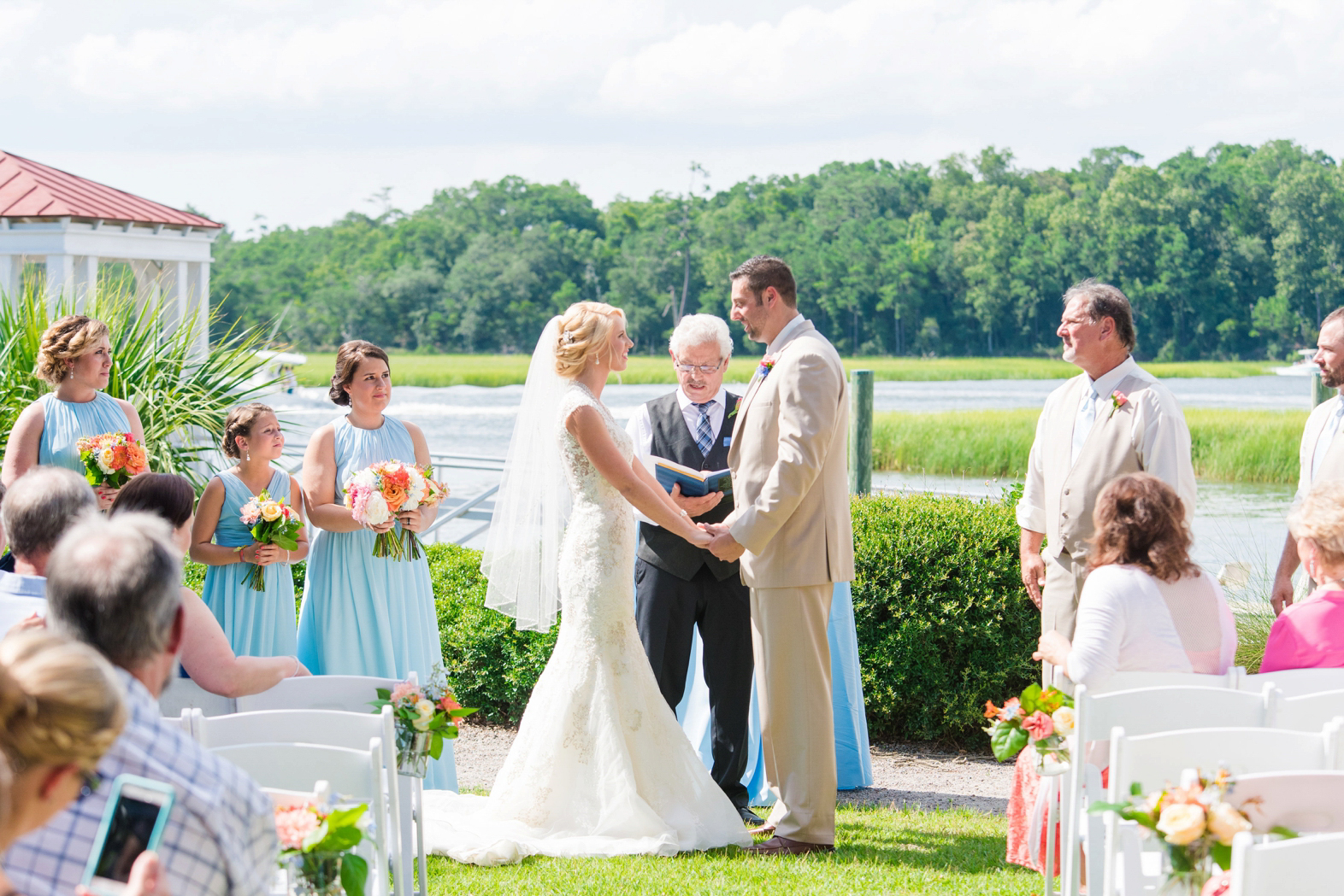 Coral-Yellow-Blue-Summer-Wedding-Creek-Club_0034