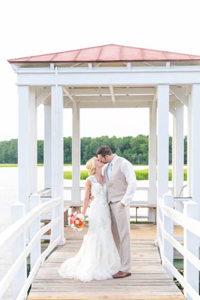 Coral-Yellow-Blue-Summer-Wedding-Creek-Club_0056