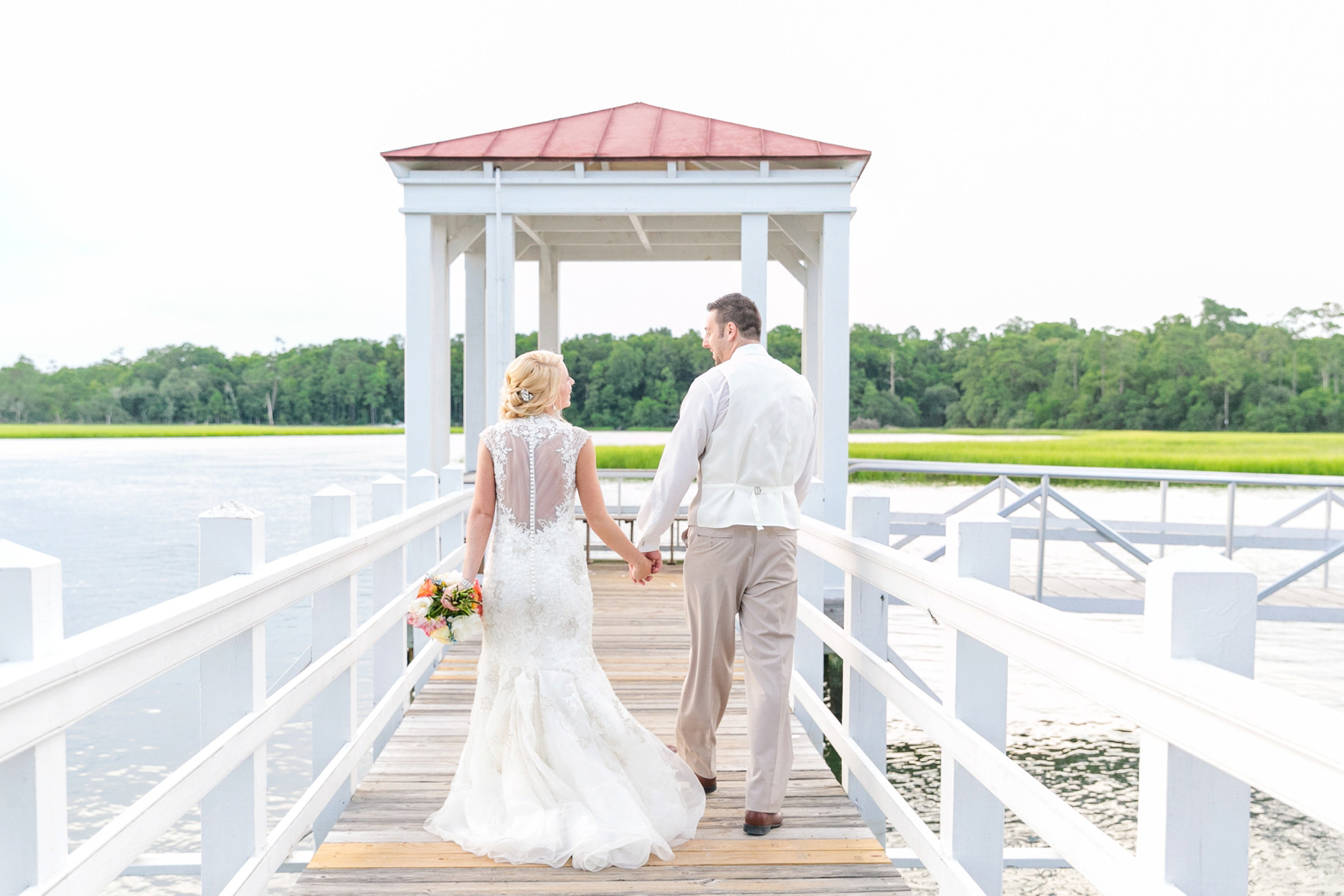 Coral-Yellow-Blue-Summer-Wedding-Creek-Club_0062