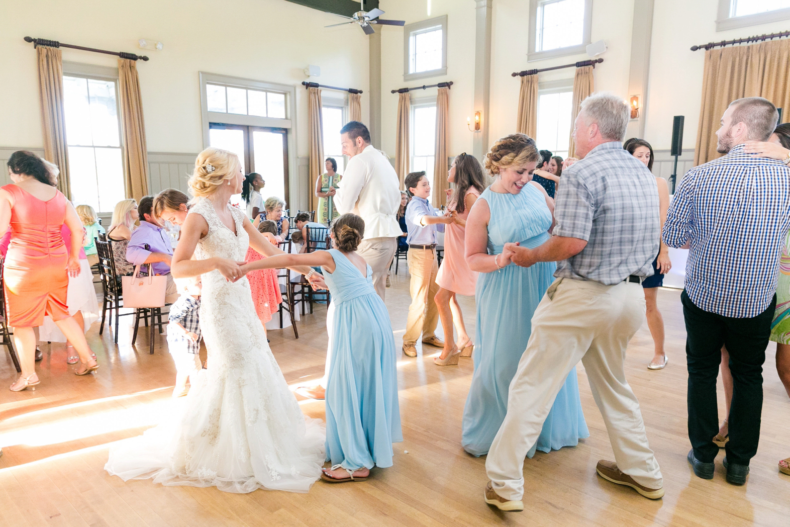 Coral-Yellow-Blue-Summer-Wedding-Creek-Club_0089