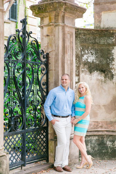 historic-charleston-magnolia-plantation-engagement-session_0011