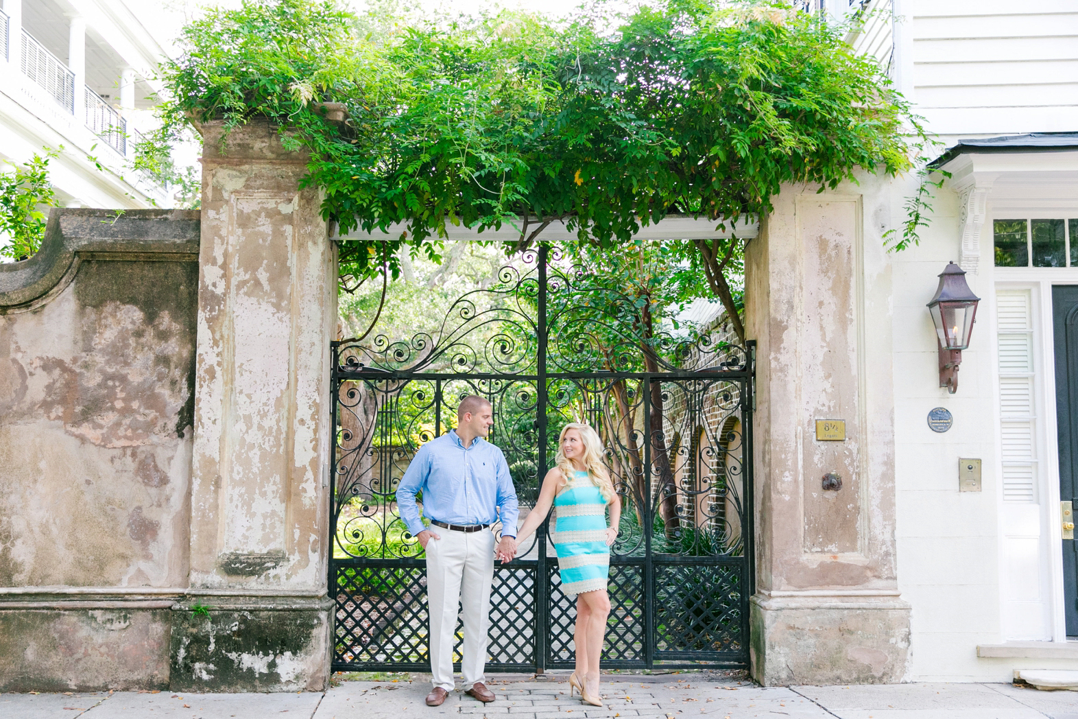 historic-charleston-magnolia-plantation-engagement-session_0016