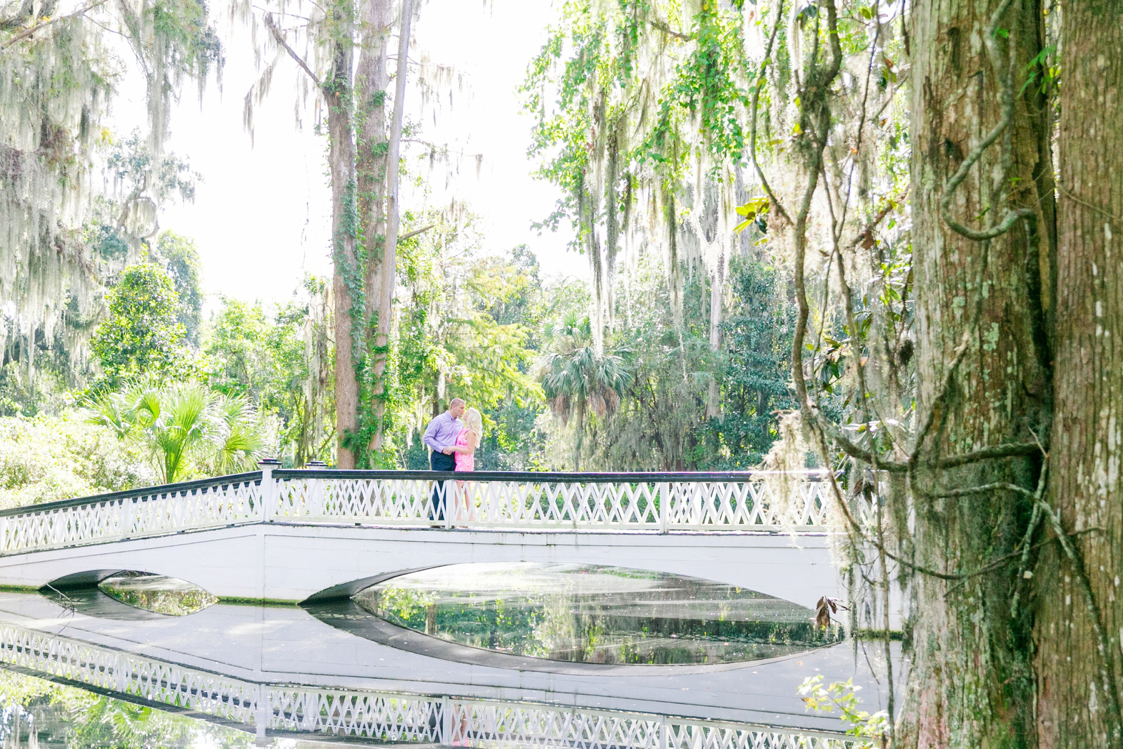 historic-charleston-magnolia-plantation-engagement-session_0023