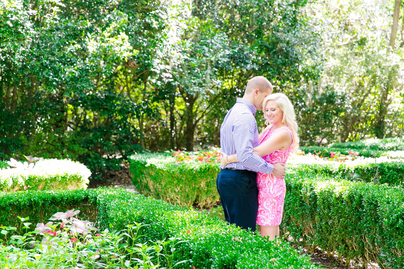 historic-charleston-magnolia-plantation-engagement-session_0027