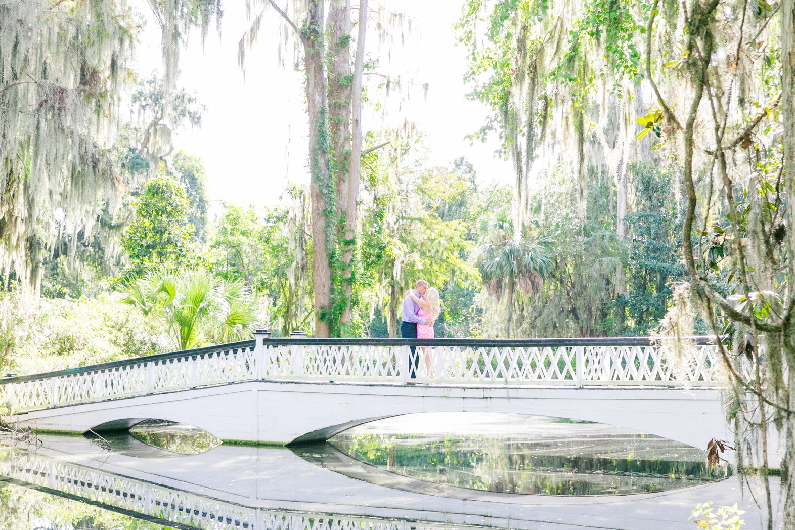 historic-charleston-magnolia-plantation-engagement-session_0028