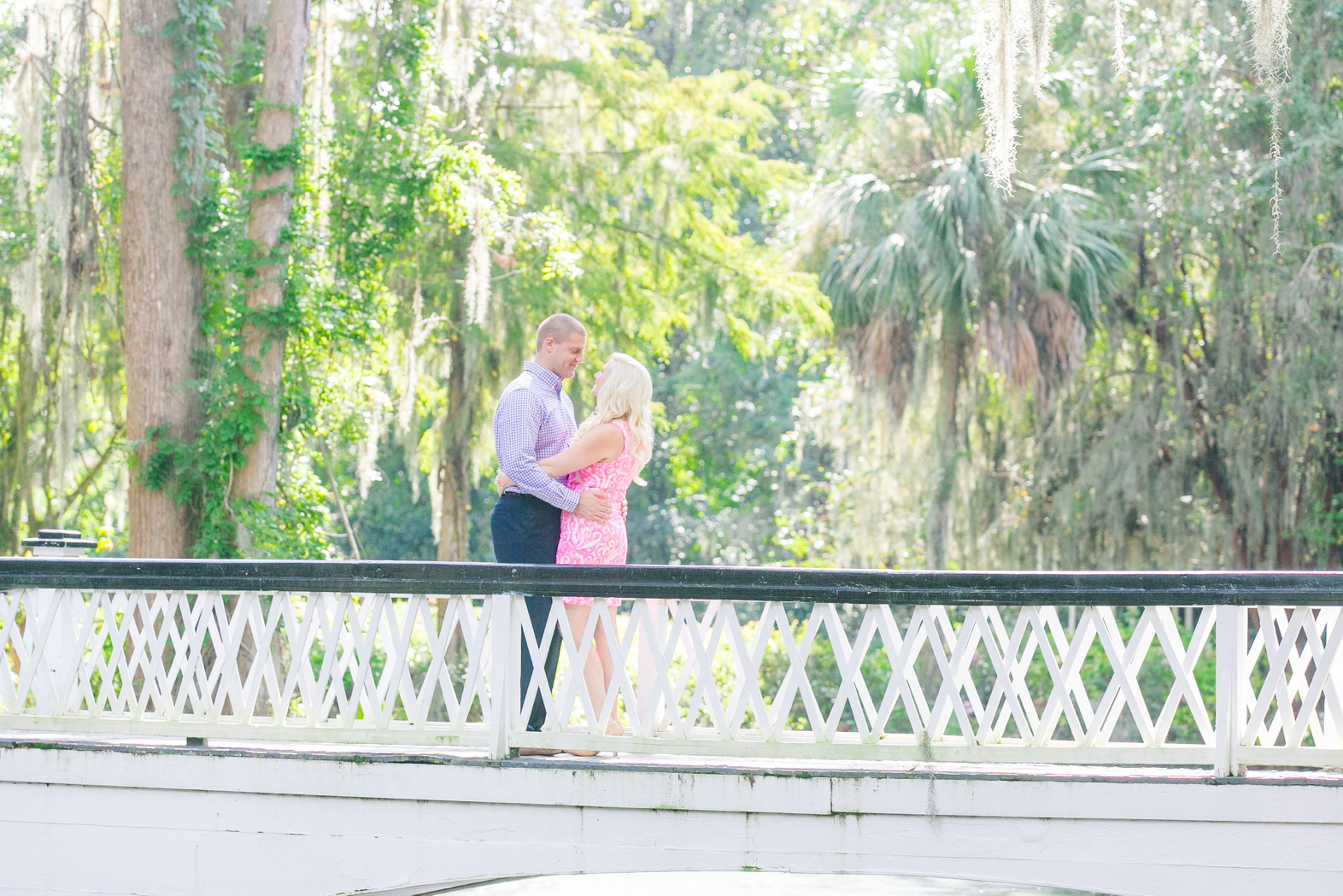 historic-charleston-magnolia-plantation-engagement-session_0032