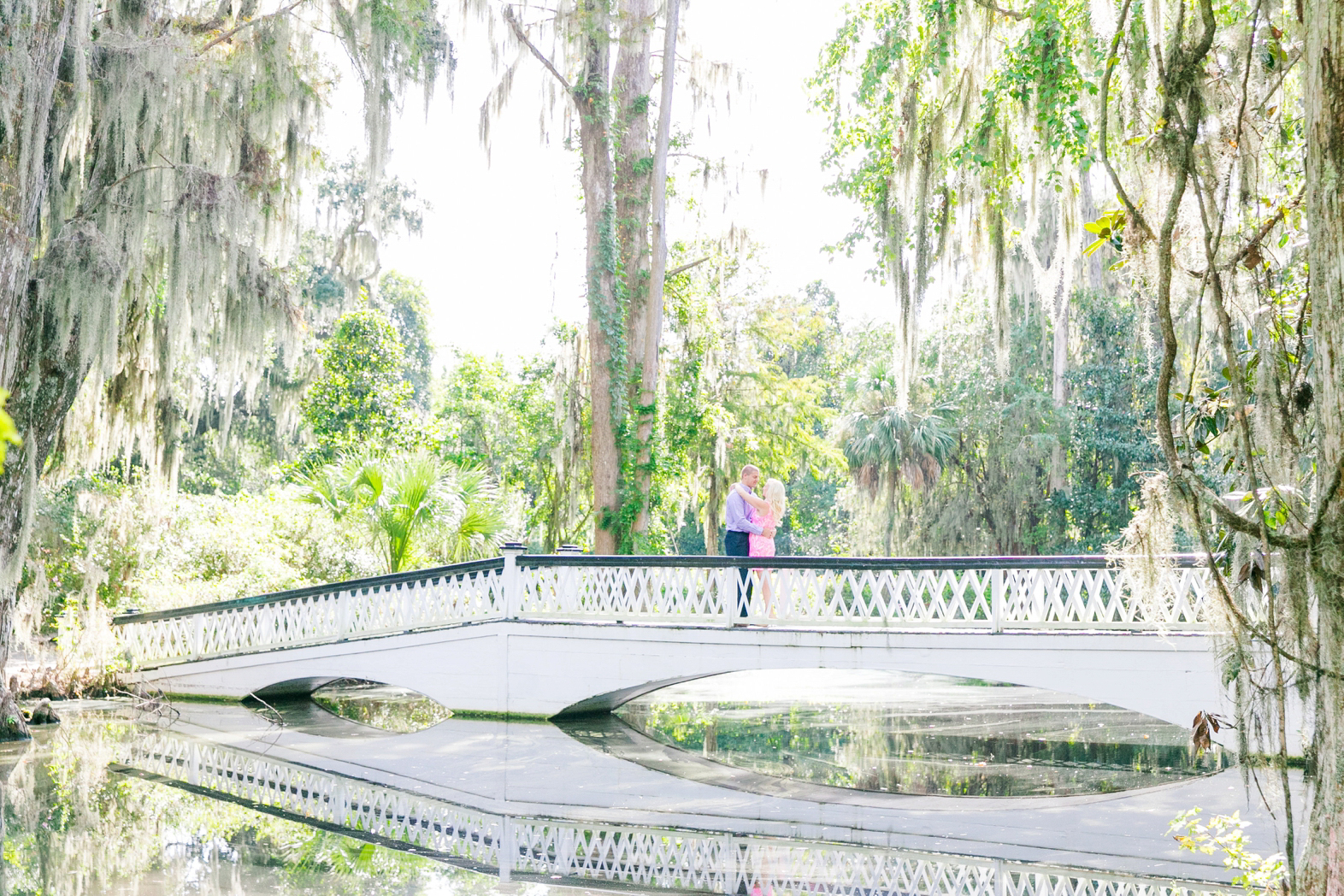 historic-charleston-magnolia-plantation-engagement-session_0042