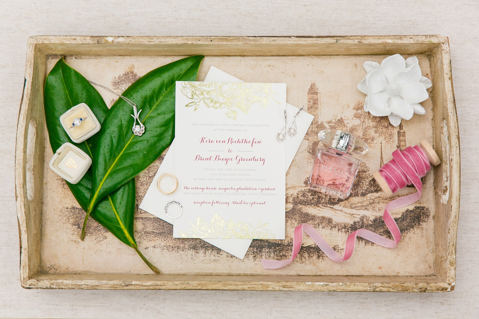 romantic-burgundy-gold-magnolia-plantation-wedding_0001