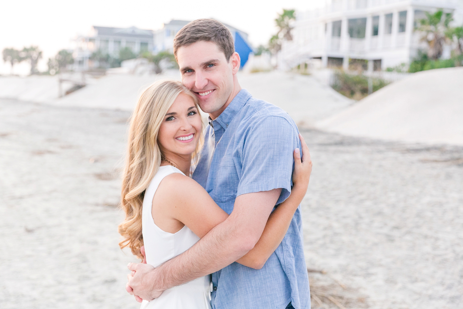 downtown-charleston-isle-of-palms-engagement-session_0007
