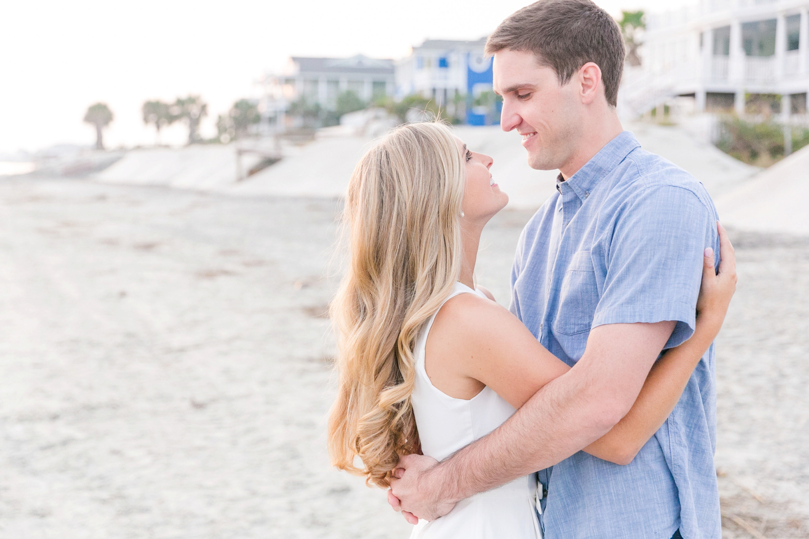 downtown-charleston-isle-of-palms-engagement-session_0024