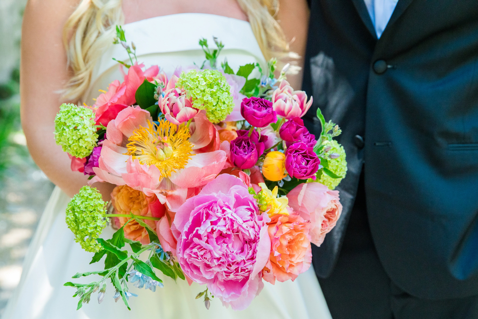 Colorful Summer Wedding William Aiken House Charleston SC